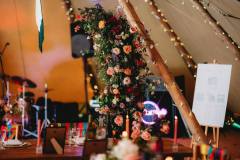 Emily-and-Mark-Florals-2